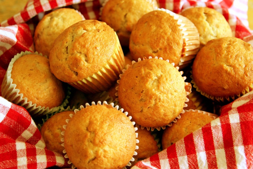 Banana bread muffins